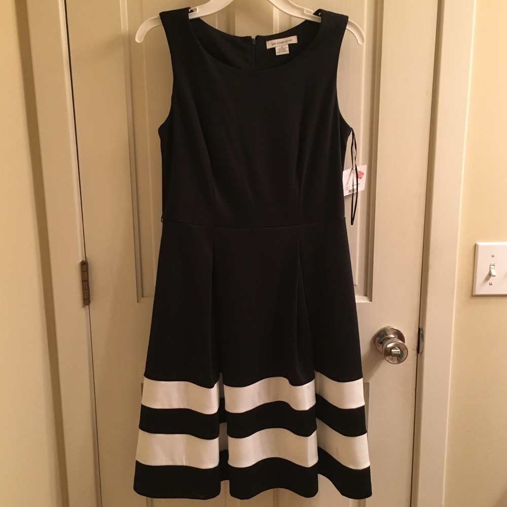 3/$18 🌼 Liz Claiborne Dress
